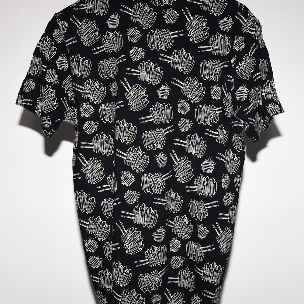 Kaws Snoopy Uniqlo Tee - Picture 2 of 4